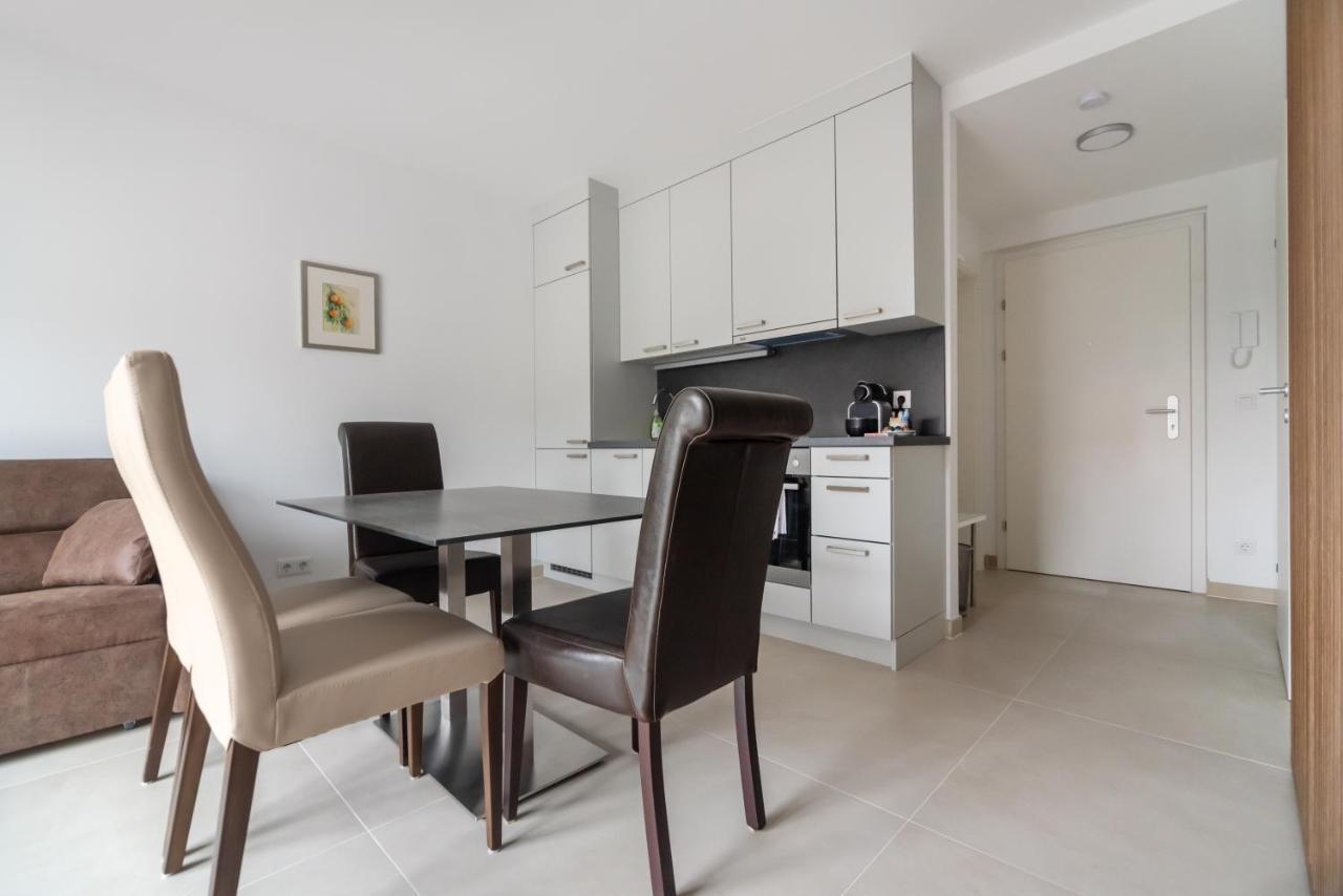 Ruhig, Hell Und Neu Mit Garage Apartment Wina Bagian luar foto