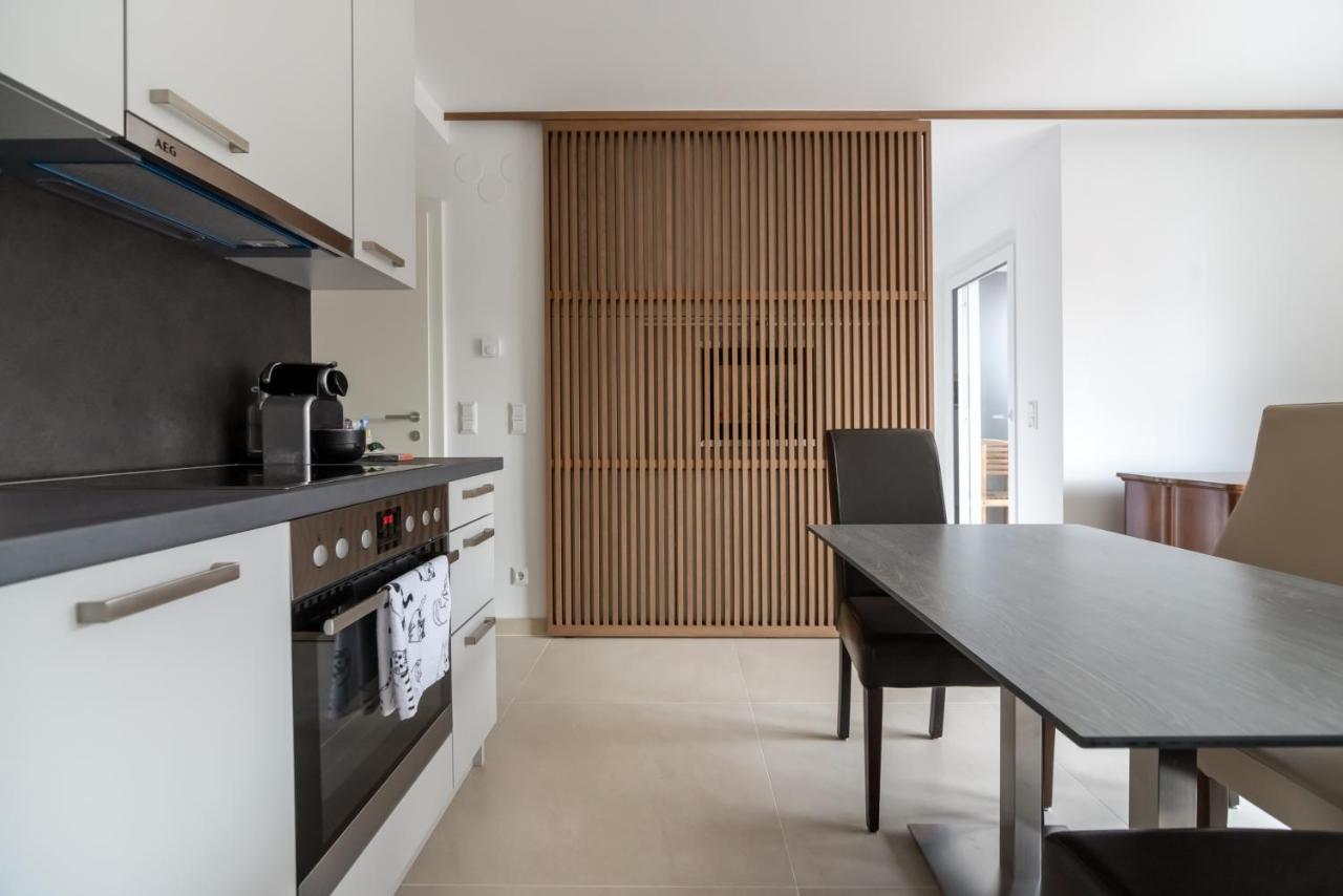 Ruhig, Hell Und Neu Mit Garage Apartment Wina Bagian luar foto