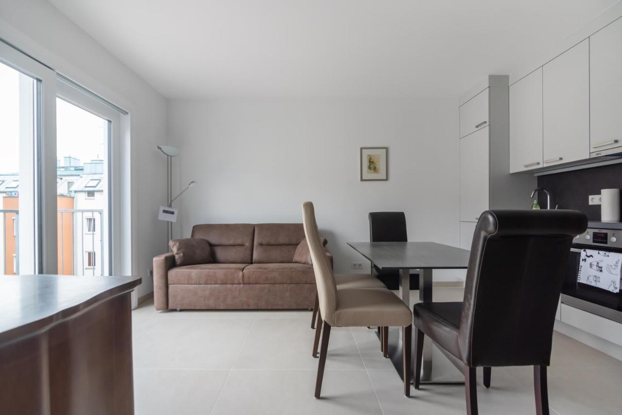 Ruhig, Hell Und Neu Mit Garage Apartment Wina Bagian luar foto